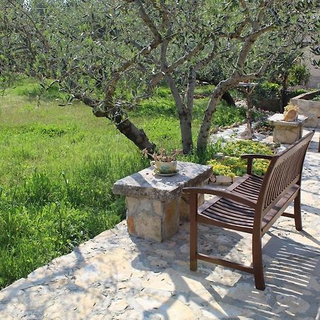 Spacious Bedroom For Two With Pool View - Pansion Hajduk Korčula Esterno foto
